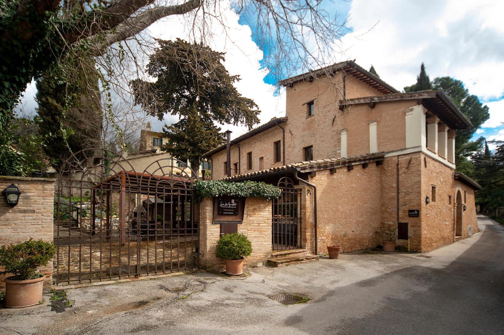 Вилла La Maesta Antica Dimora Di Campagna Фолиньо Экстерьер фото